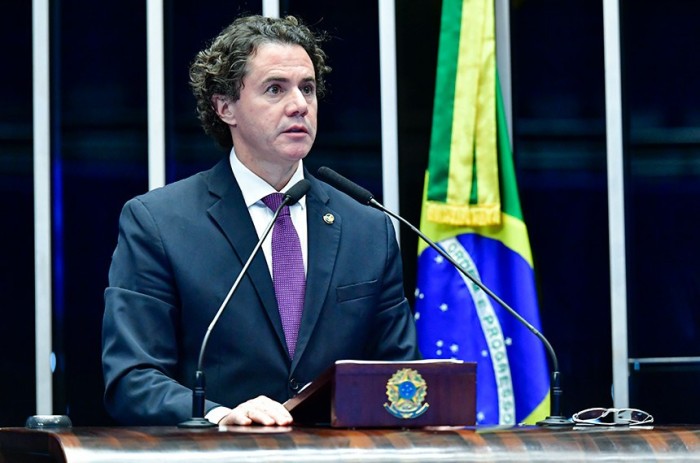 Veneziano: recursos para pagar piso de enfermeiros são insuficientes