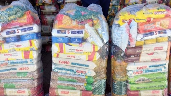 Parlamentar pede disponibilização de número de plantão para entrega de cestas básicas nos fins de semana