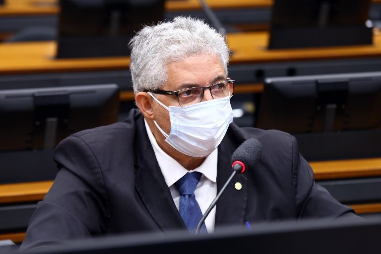 Comissão ouve jornalista ameaçado após denúncia contra governador de Mato Grosso