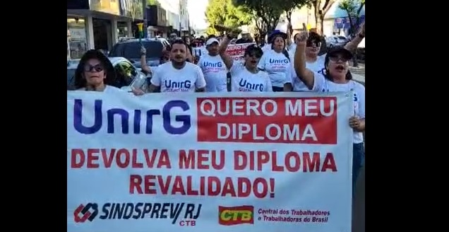 Mais de 210 médicos de MT cobram entrega de diplomas do Revalida em universidade do TO