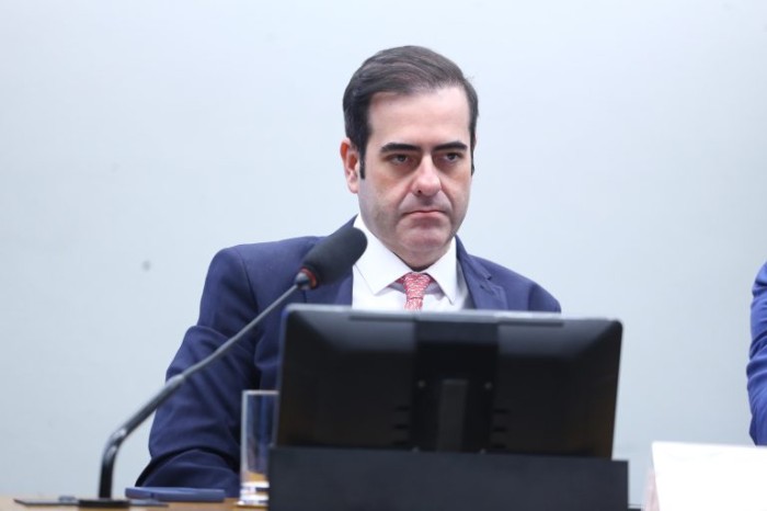 CPI deve propõe lei para punir de forma rigorosa fraudes no mercado de capitais, defende debatedor