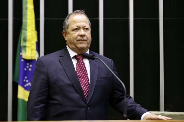Projeto prevê que estado não produtor de petróleo compense produtor atingido por dano ambiental