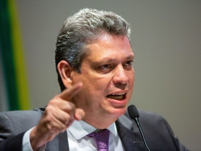 Comissão ouve ministro sobre funcionamento do Conselho de Participação Social