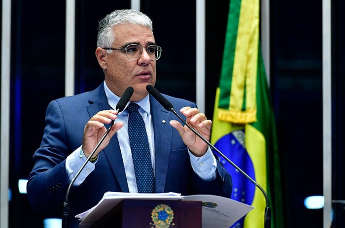 Girão protesta contra CPMI do 8 de Janeiro