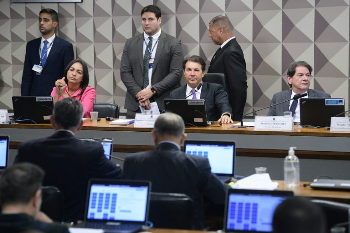 CPMI do 8 de Janeiro convoca ex-ajudante de ordens de Bolsonaro e ex-ministros da Justiça, da Defesa e do GSI