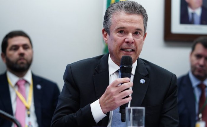 Ministro quer incentivar brasileiro a consumir mais pescado para aumentar produção
