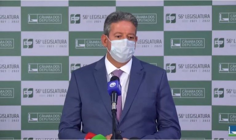 Lira quer votar na próxima semana alteração do ICMS dos combustíveis para baixar preços