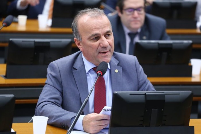 Comissão aprova projeto que facilita pagamento de débito de microempresa com Simples