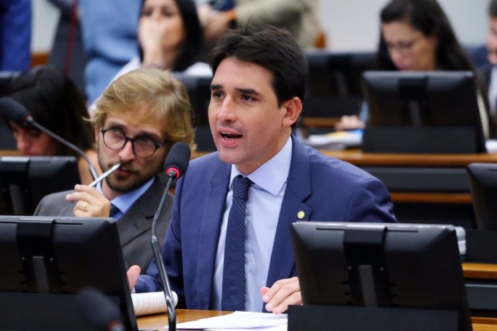 Comissão aprova permissão para que fabricante forneça manual digital para o consumidor