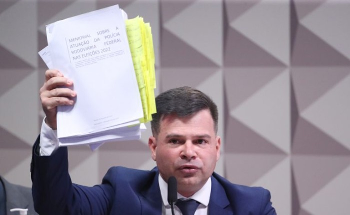 Ex-diretor da Polícia Rodoviária Federal nega ter promovido blitz para reter eleitores
