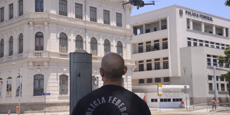 Polícia Federal apreende 5 toneladas de cocaína no porto do Rio