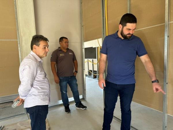 Presidente da Câmara visita obras da sede própria da Força Tática de Sorriso