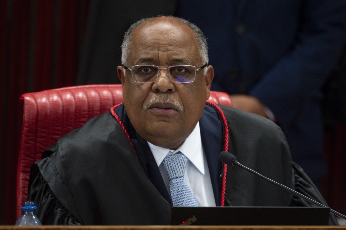 TSE encerra primeiro dia de julgamento de ação contra Bolsonaro 