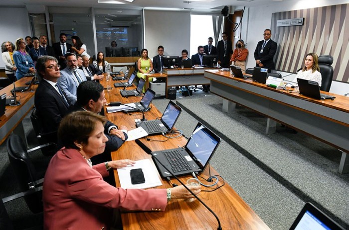 CRA analisa regularização de imóveis com déficit de reserva legal