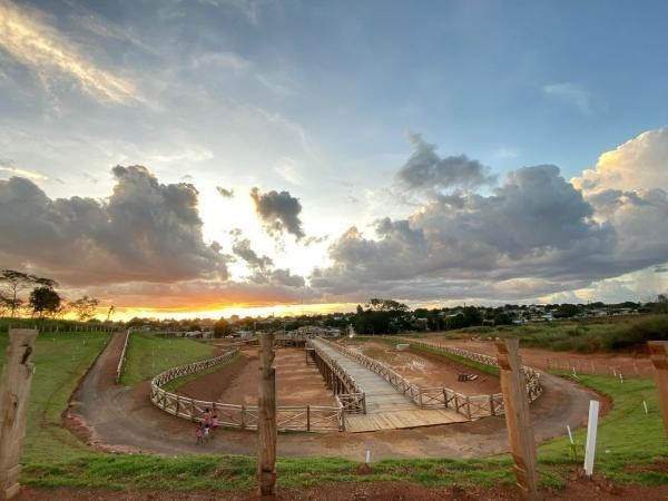 Primeiro-secretário do Legislativo solicita a construção de um campo sintético no Lago da Zona Leste