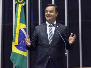 Proposta exige pelo menos um elevador em edifícios residenciais