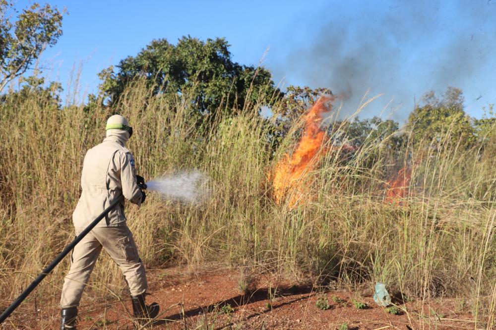 Prefeitura de VG entrega veículos ao Corpo de Bombeiros para fortalecer combate às queimadas urbanas
