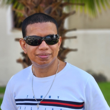 Servidor membro da Comissão de Acessibilidade da Câmara palestra no TCE-MT