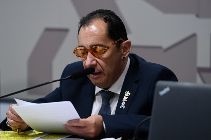 Avança paridade de gênero entre jurados para crimes de feminicídio