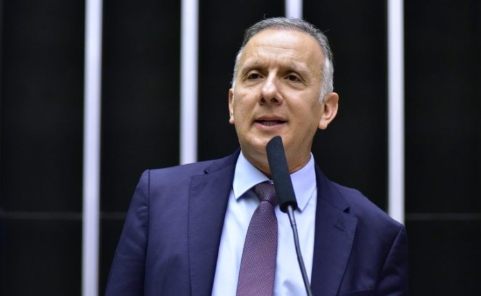 Relator apresenta novas modificações no texto da reforma tributária; acompanhe