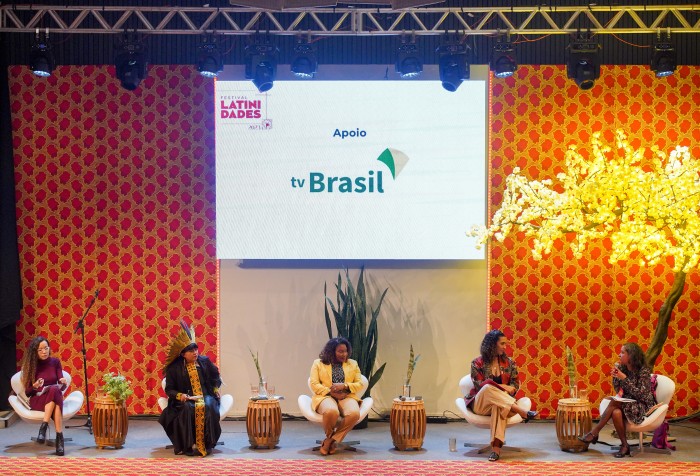 Latinidades discute políticas públicas para mulheres afro-latinas