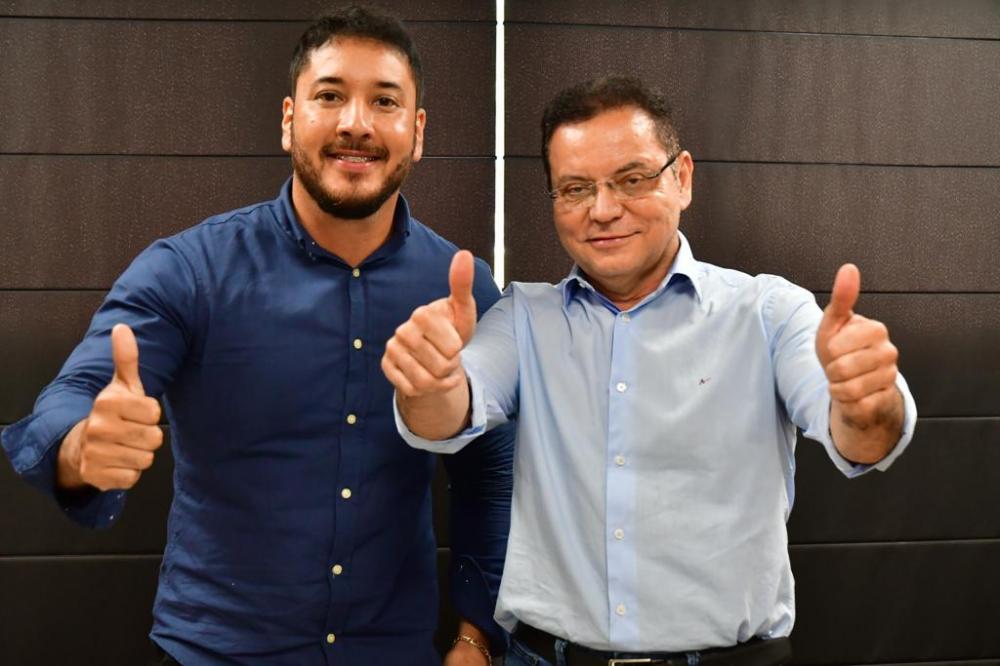 Primeiro suplente Wender Madureira agradece deputado Botelho pelo compromisso na entrega de títulos de mais três bairros de VG 