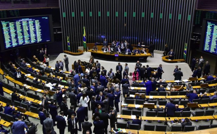 Câmara conclui votação da reforma tributária em segundo turno; acompanhe