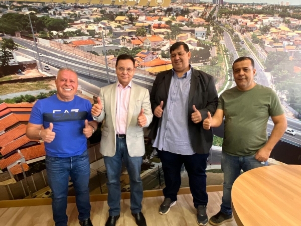 Chico 2000 recebe visita de Presidente da ALMT 