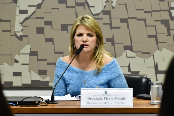 Relatora vai apresentar em agosto parecer sobre a MP das obras paralisadas na educação