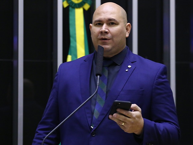 Ministério Público Eleitoral quer que Abílio seja investigado por transfobia 
