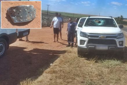 Criança de 8 anos morre após ser atingida por peça de caminhão em rodovia 