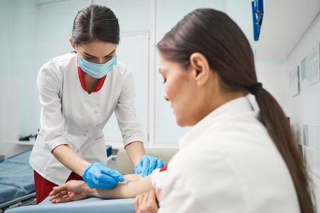 Exames de sangue nem sempre exigem jejum: saiba quando é de fato recomendado