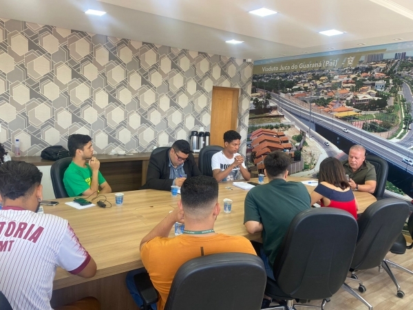 Presidente da Câmara vai intermediar reunião entre estudantes e prefeitura