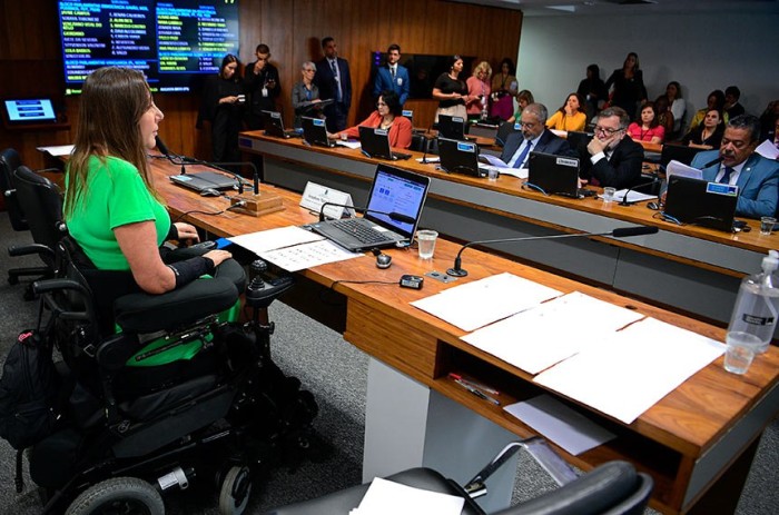 CAS pode votar regras para desfiliação de conselhos profissionais