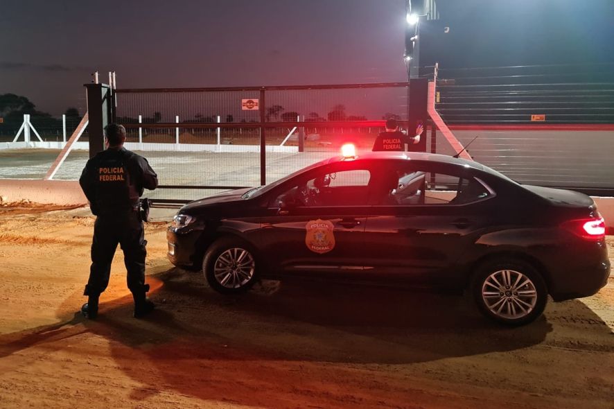 Traficantes que ostentavam viagens e carros de luxo são alvos da PF em MT 