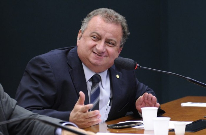 Comissão aprova proposta que caracteriza doença falciforme como deficiência