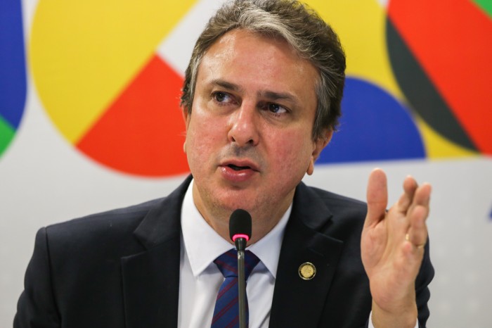 Ensino médio: consulta pública integrará proposta de reestruturação