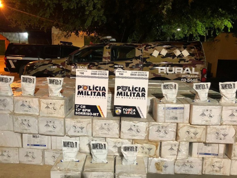 Patrulha Rural prende casal que transportava duas toneladas de defensivos agrícolas da Bolívia