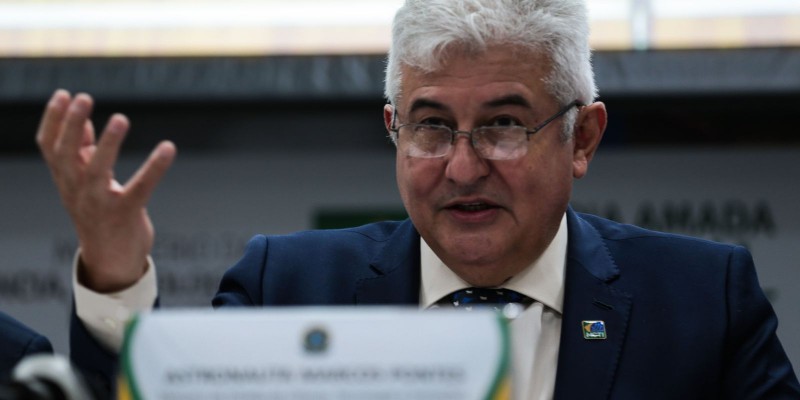 Ministro pede que corte no orçamento seja revisto 