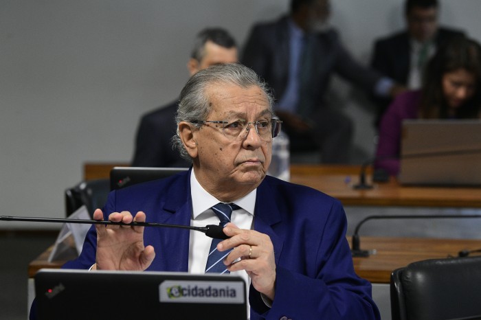 Aneel deverá publicar relatórios fáceis sobre aumentos de energia, aprova CI