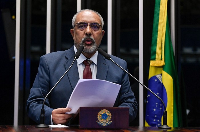 Paim destaca a 7ª Marcha das Margaridas e a força da mulher do campo