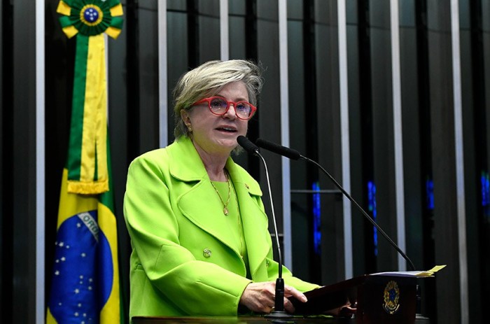 Buzetti lamenta casos de feminicídio e pede aumento da pena