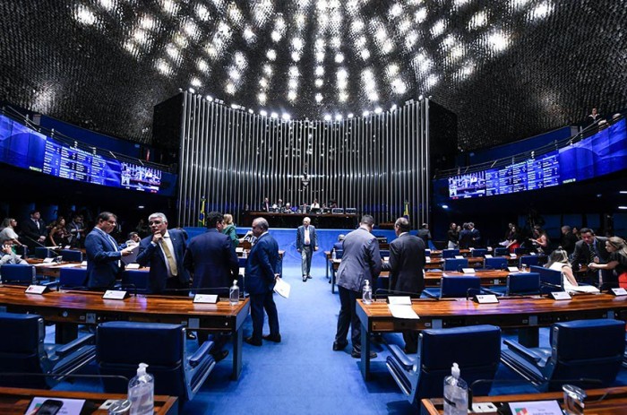 Senado aprova acordo aéreo entre Brasil e Angola