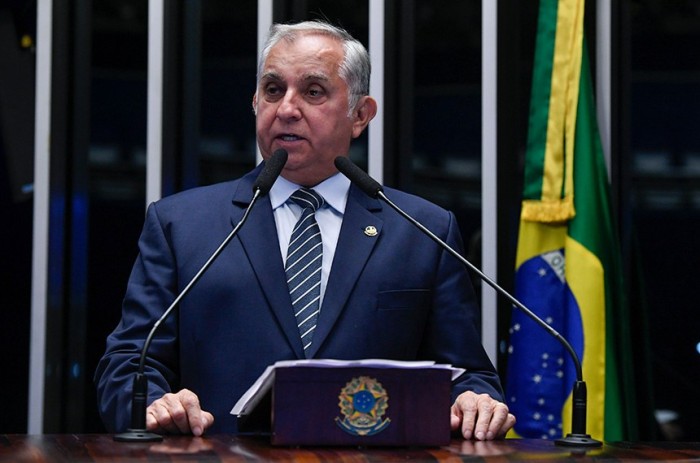 Izalci critica proposta de criação de Guarda Nacional Permanente