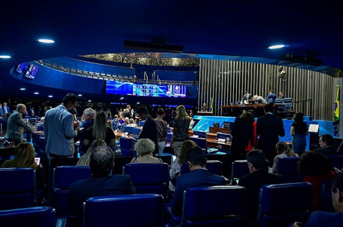 Plenário reconhece Carlópolis (PR) como Capital Nacional da Goiaba de Mesa