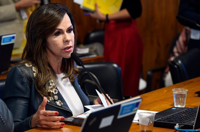 Comissão aprova MP de retomada de obras nas escolas e inclui a área de saúde