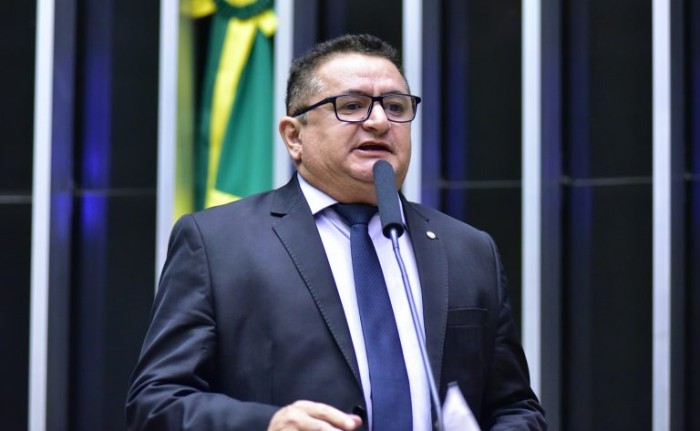 Câmara aprova programa de aulas complementares para alunos da rede pública que vão fazer Enem; acompanhe