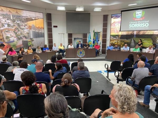 Vereadores participam de audiência que debateu assistência hospitalar na região do Teles Pires