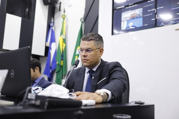 Vereador cobra data de pagamento do piso salarial nacional da Enfermagem