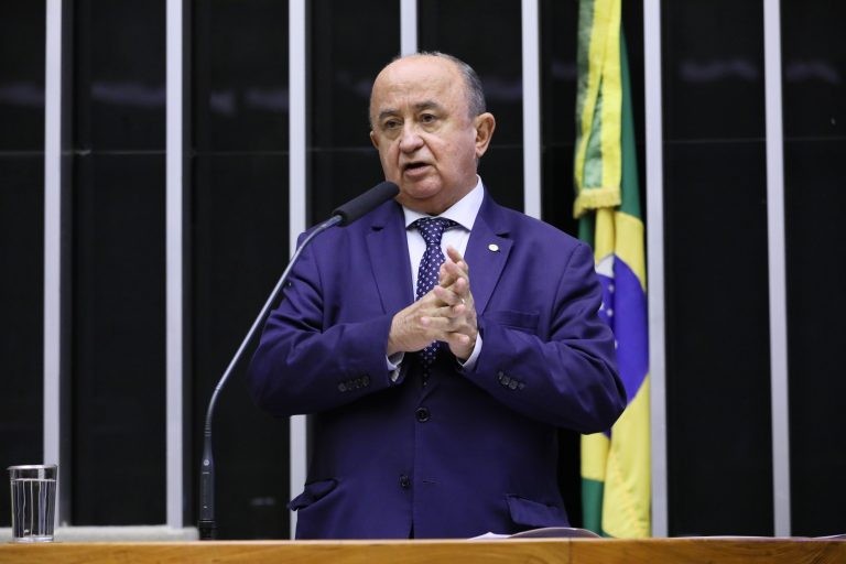 Comissão aprova projeto que prevê preferência por hortifrutigranjeiros locais nas compras públicas